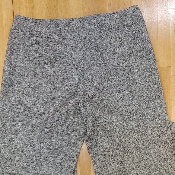 Woman's 3 Piece Suit - Picture 10 of 13